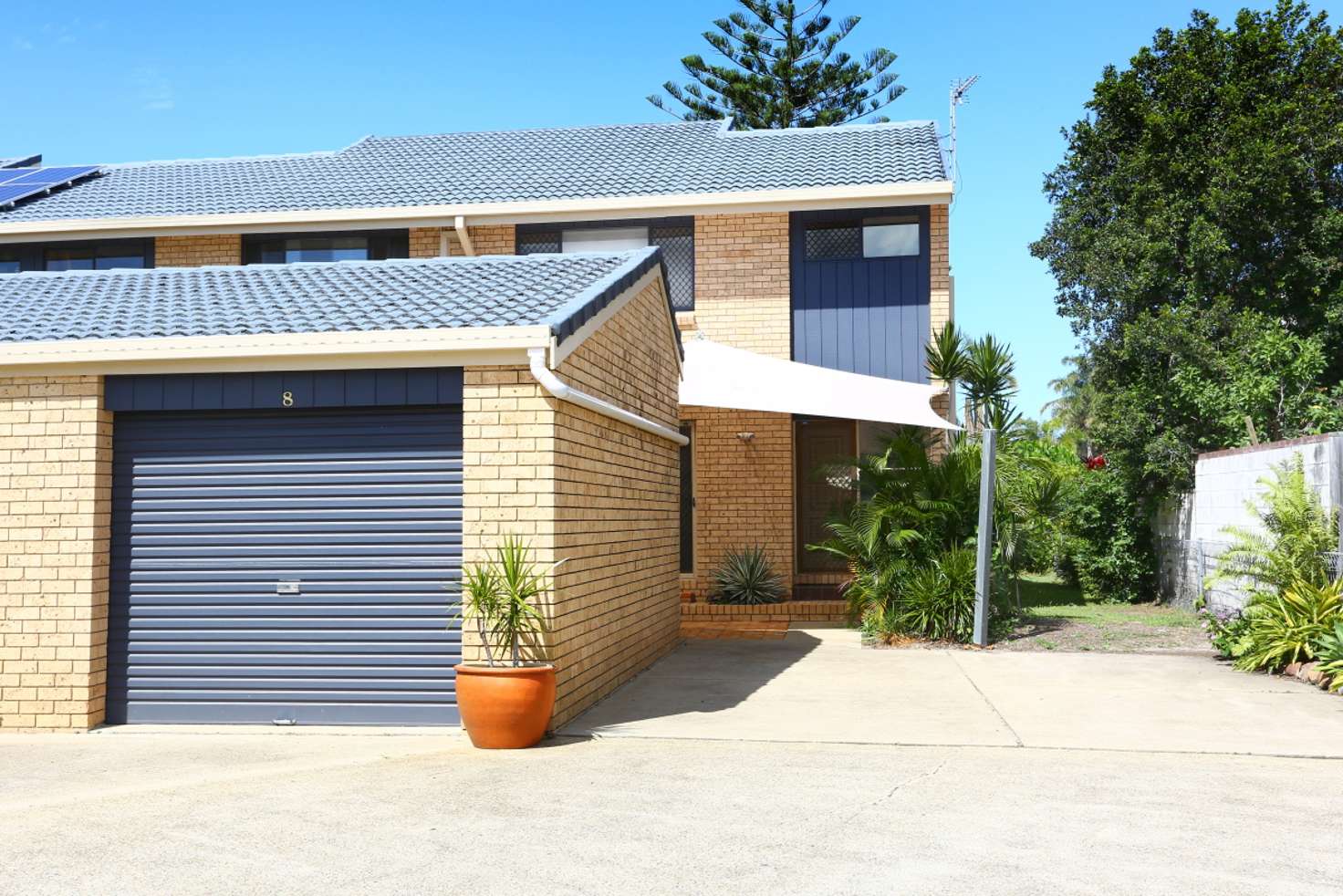 Main view of Homely townhouse listing, 8/7 Aquila Court, Mermaid Waters QLD 4218