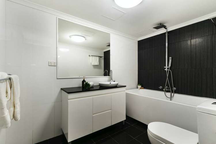 Fifth view of Homely unit listing, 2/2-26 Wattle Cr, Pyrmont NSW 2009