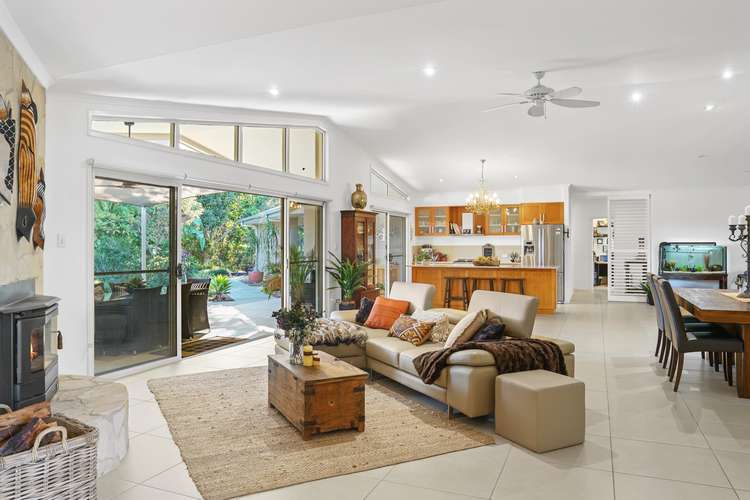 11 Thomas Waters Road, Tallebudgera Valley QLD 4228