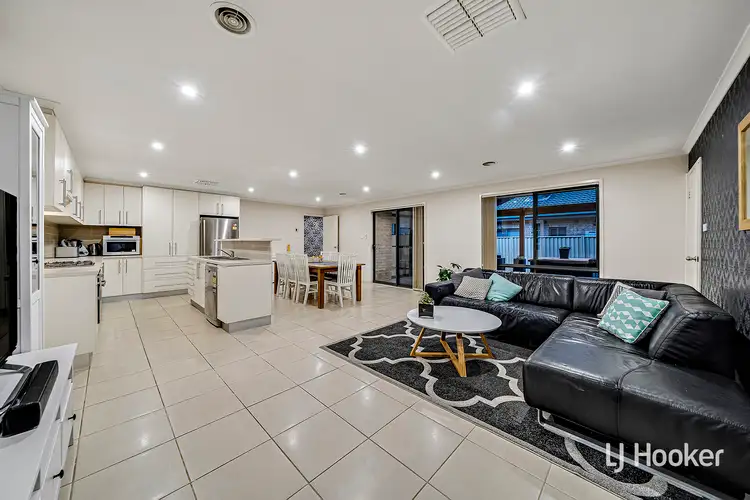 Fifth view of Homely house listing, 16 Stump Jump Crescent, Dunlop ACT 2615