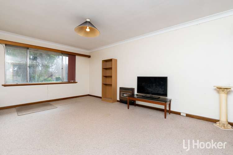 Sixth view of Homely house listing, 6 Charf Court, Riverton WA 6148