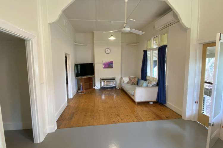 Fifth view of Homely house listing, 5 Aitken Street, Alexandra VIC 3714