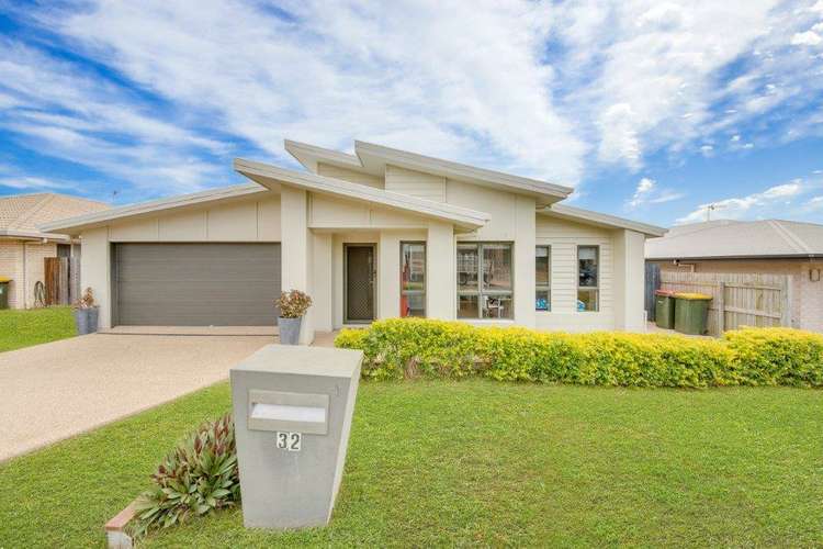 Second view of Homely house listing, 32 Bottlebrush Drive, Kirkwood QLD 4680