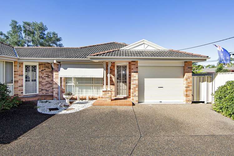 Main view of Homely villa listing, 3/134 Bay Road, Toowoon Bay NSW 2261