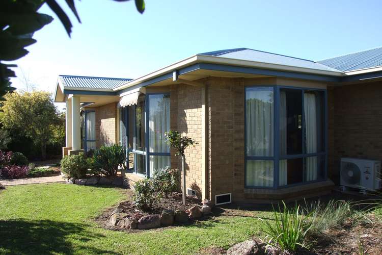 Second view of Homely house listing, 20 Ross Street, Bairnsdale VIC 3875