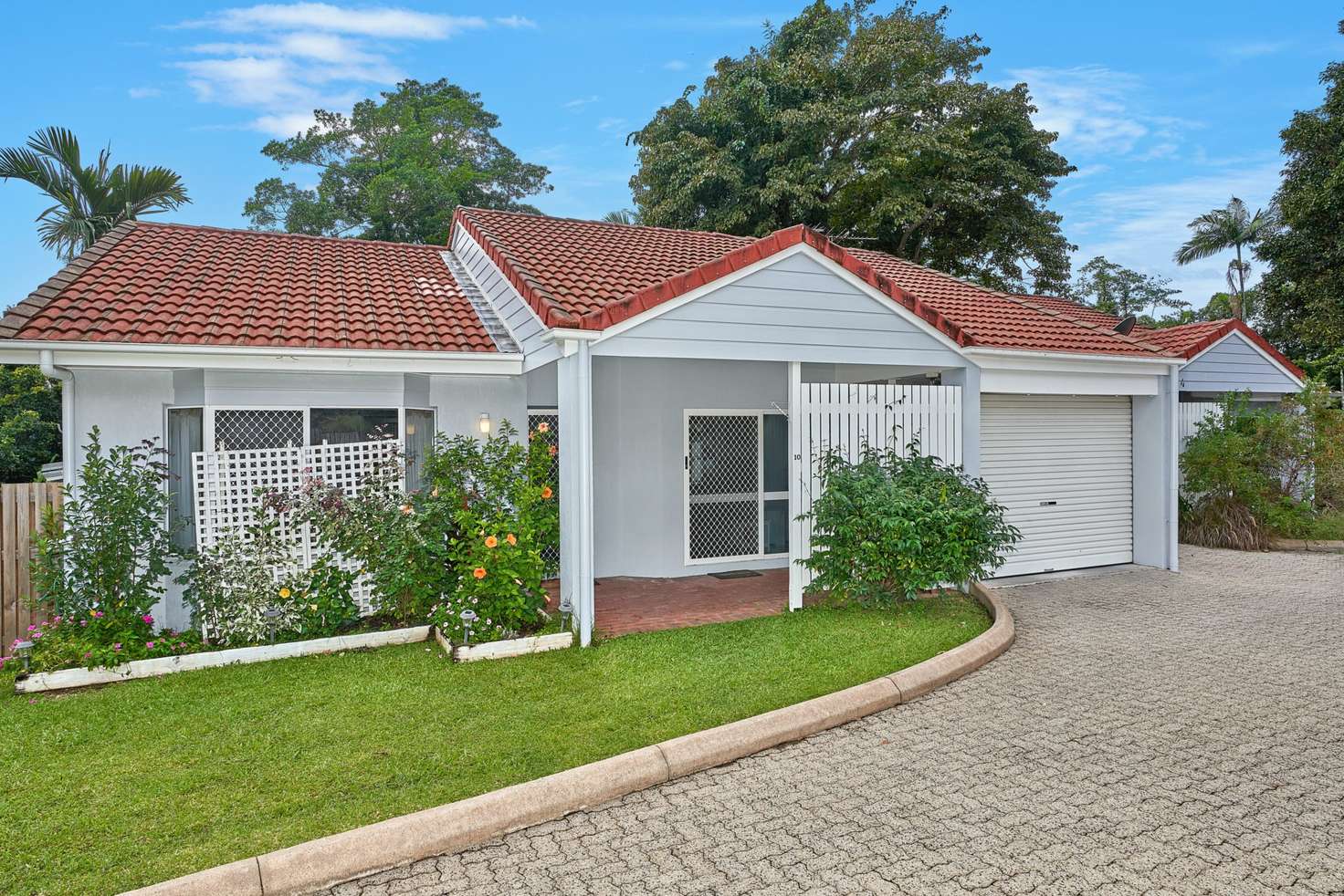 Main view of Homely villa listing, Villa 10/2 Nesbit Street, Whitfield QLD 4870