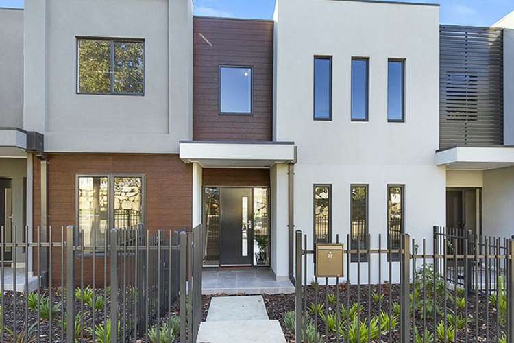 Main view of Homely townhouse listing, 27 Linacre Drive, Bundoora VIC 3083