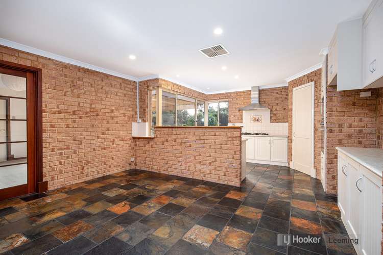 Sixth view of Homely house listing, 2 Denic Rise, Leeming WA 6149