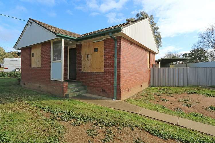 Main view of Homely house listing, 2 Tarakan Avenue, Ashmont NSW 2650