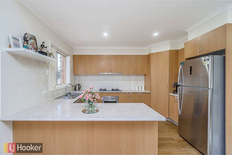 Fourth view of Homely house listing, 16 Discovery Close, Craigieburn VIC 3064