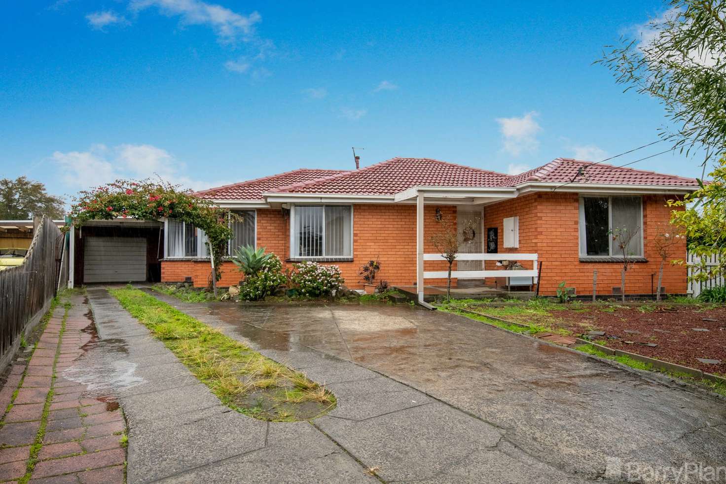 Main view of Homely house listing, 10 VISTULA CRT, Springvale South VIC 3172