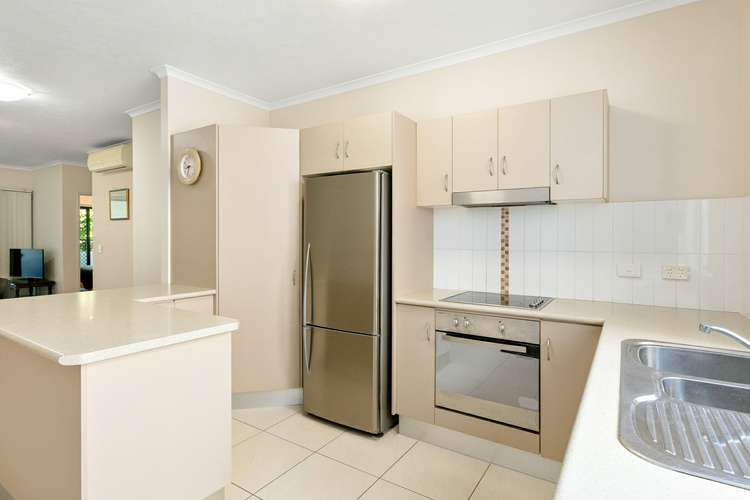 Fourth view of Homely unit listing, 1/376 Severin Street, Parramatta Park QLD 4870