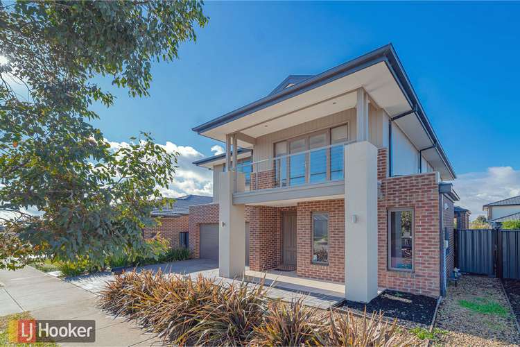 Third view of Homely house listing, 10 Scoria Circuit, Craigieburn VIC 3064