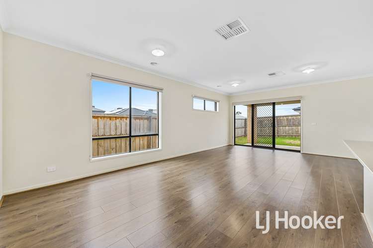 Fourth view of Homely house listing, 5 Tania Way, Officer VIC 3809