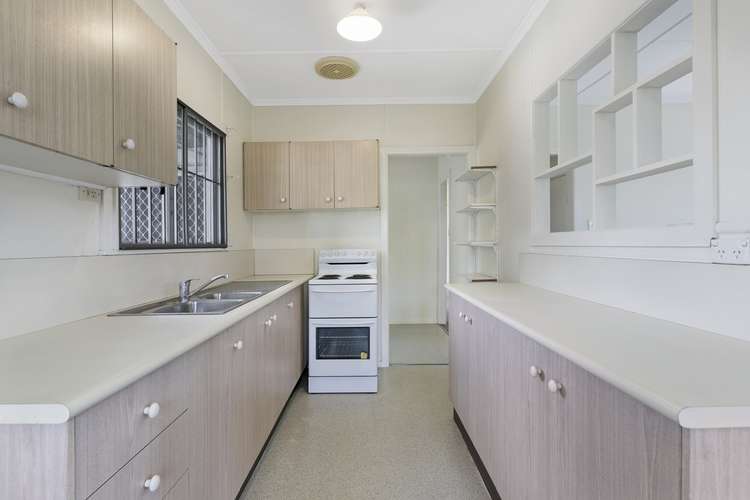 Fifth view of Homely house listing, 10 Stoke Lane, Labrador QLD 4215
