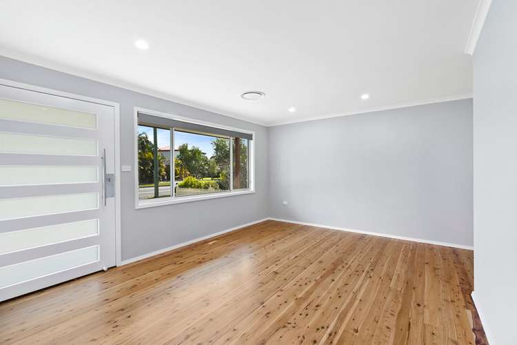 Second view of Homely house listing, 19 Kerry Crescent, Berkeley Vale NSW 2261