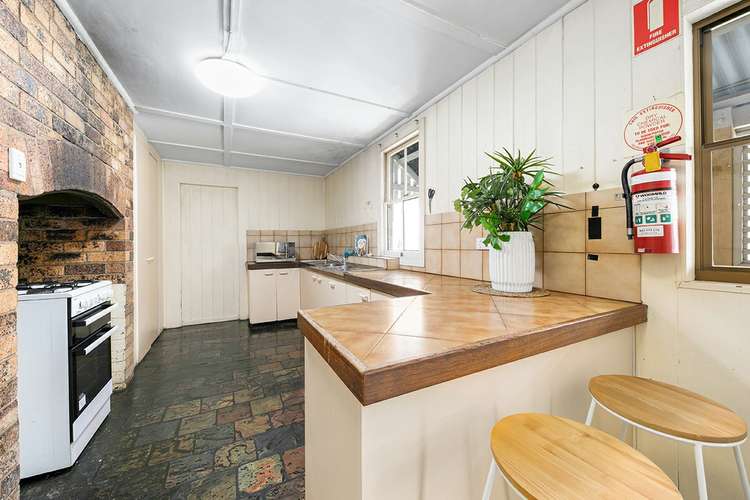 Sixth view of Homely house listing, 1/121 Mildmay Street, Fairfield QLD 4103