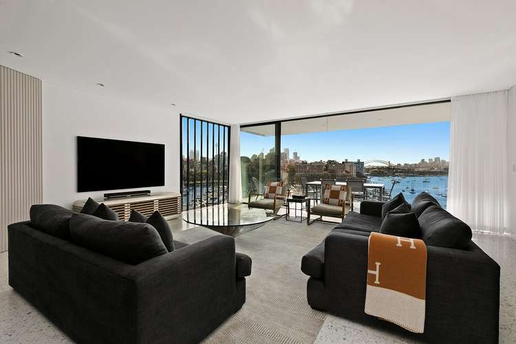 Second view of Homely apartment listing, 2/7 Loftus Road, Darling Point NSW 2027