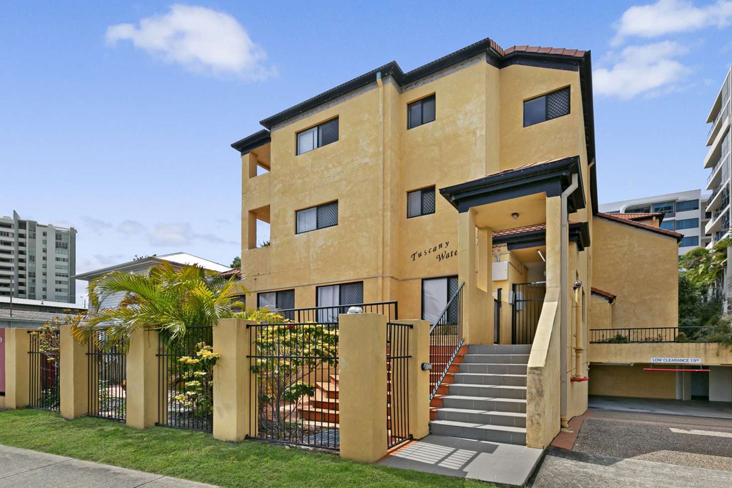 Main view of Homely unit listing, 15/143 Frank Street, Labrador QLD 4215