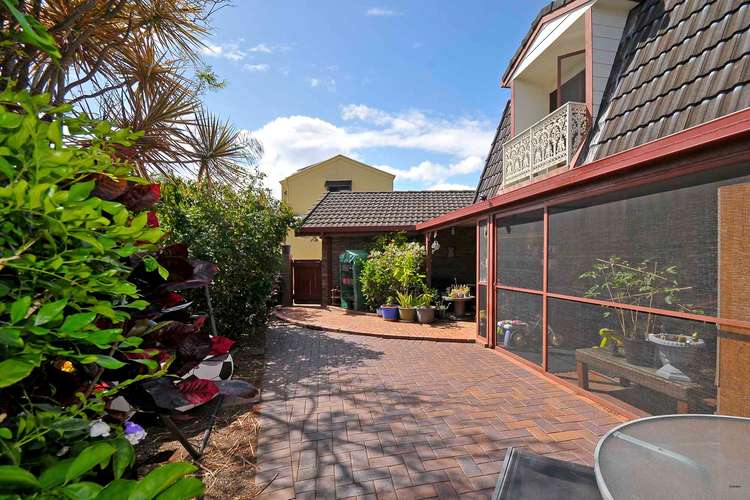 Sixth view of Homely semiDetached listing, 2/83 Laguna Avenue, Palm Beach QLD 4221