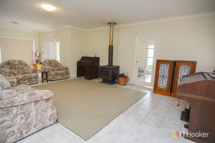 Sixth view of Homely ruralOther listing, 60 Daintree Close, South Bowenfels NSW 2790