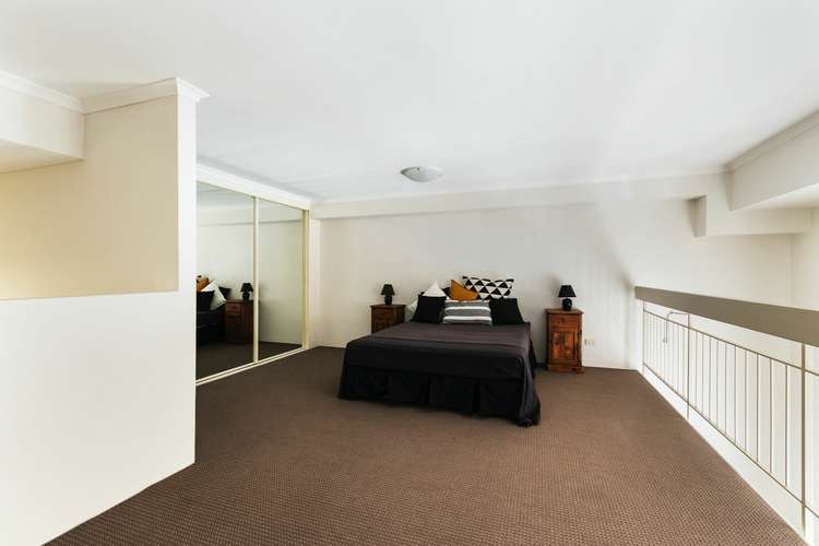 Third view of Homely unit listing, T3/233 Harris St, Pyrmont NSW 2009