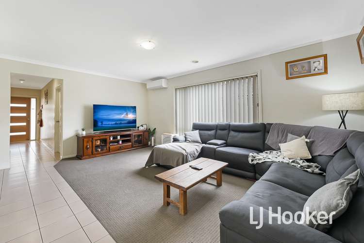 Second view of Homely house listing, 19 Sweet Pea Drive, Pakenham VIC 3810