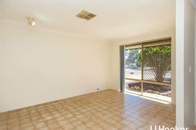 Fifth view of Homely house listing, 7 Farnham Place, Gosnells WA 6110