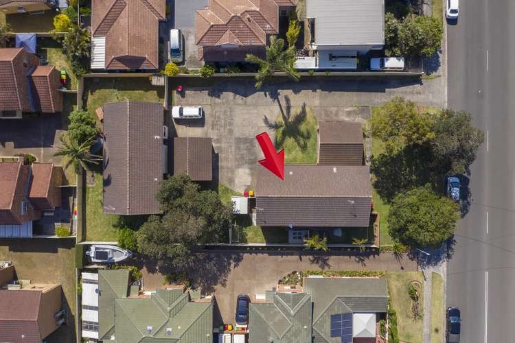 Fourth view of Homely house listing, 2/62-64 Peterborough Ave, Lake Illawarra NSW 2528