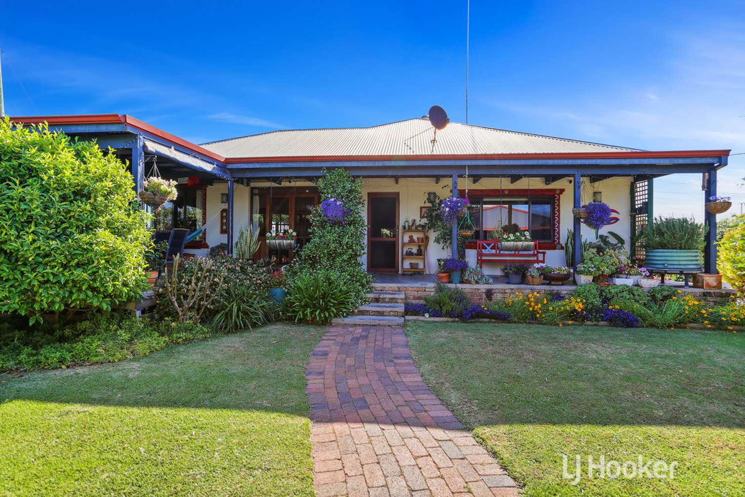 Main view of Homely house listing, 35 Minninup Road, South Bunbury WA 6230