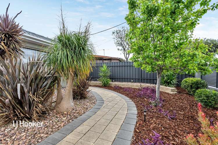 4 Caroona Avenue, Modbury Heights SA 5092