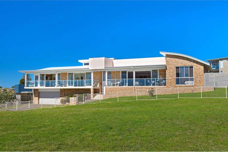 Second view of Homely house listing, 22 Glenelg Crescent, Red Head NSW 2430