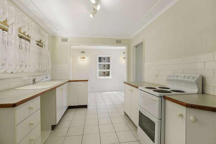 Fourth view of Homely house listing, 5 Scott Street, Point Clare NSW 2250