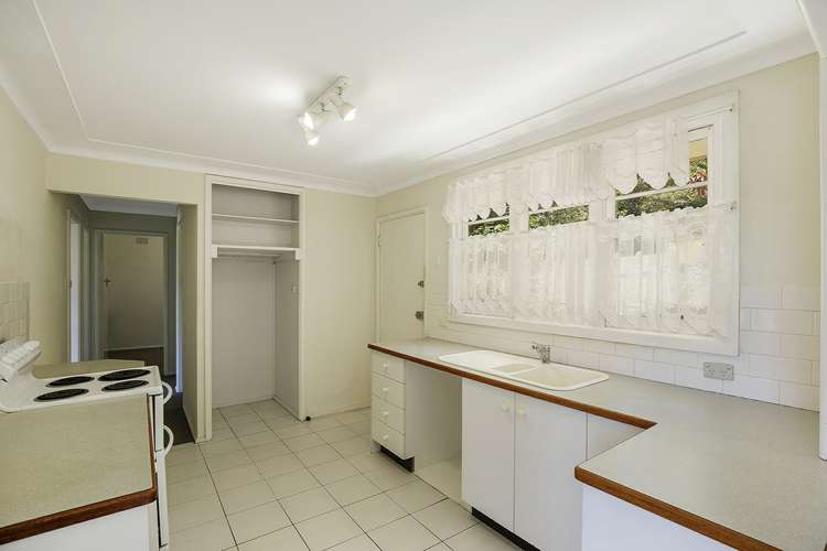 Fifth view of Homely house listing, 5 Scott Street, Point Clare NSW 2250