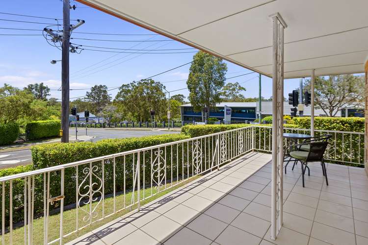 Second view of Homely house listing, 2 Cresthaven Drive, Mansfield QLD 4122