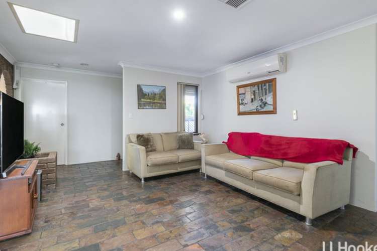 Sixth view of Homely house listing, 10 Majestic Court, Thornlie WA 6108