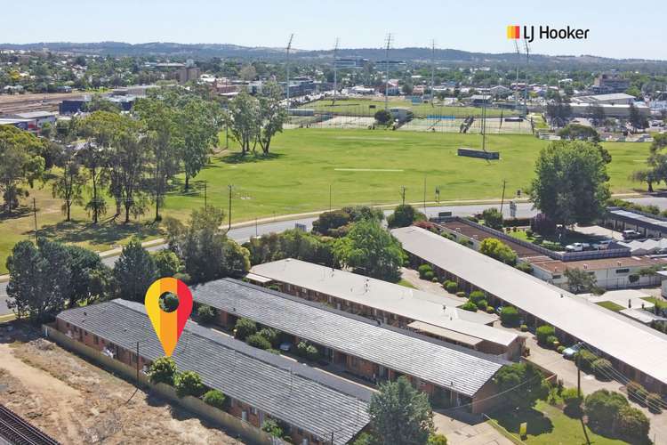 Main view of Homely unit listing, Unit 4/7 Langdon Avenue, Wagga Wagga NSW 2650