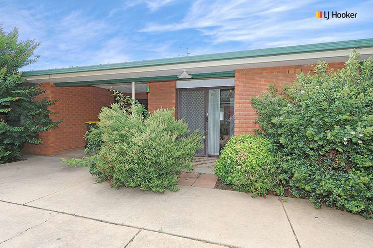 Second view of Homely unit listing, Unit 4/7 Langdon Avenue, Wagga Wagga NSW 2650