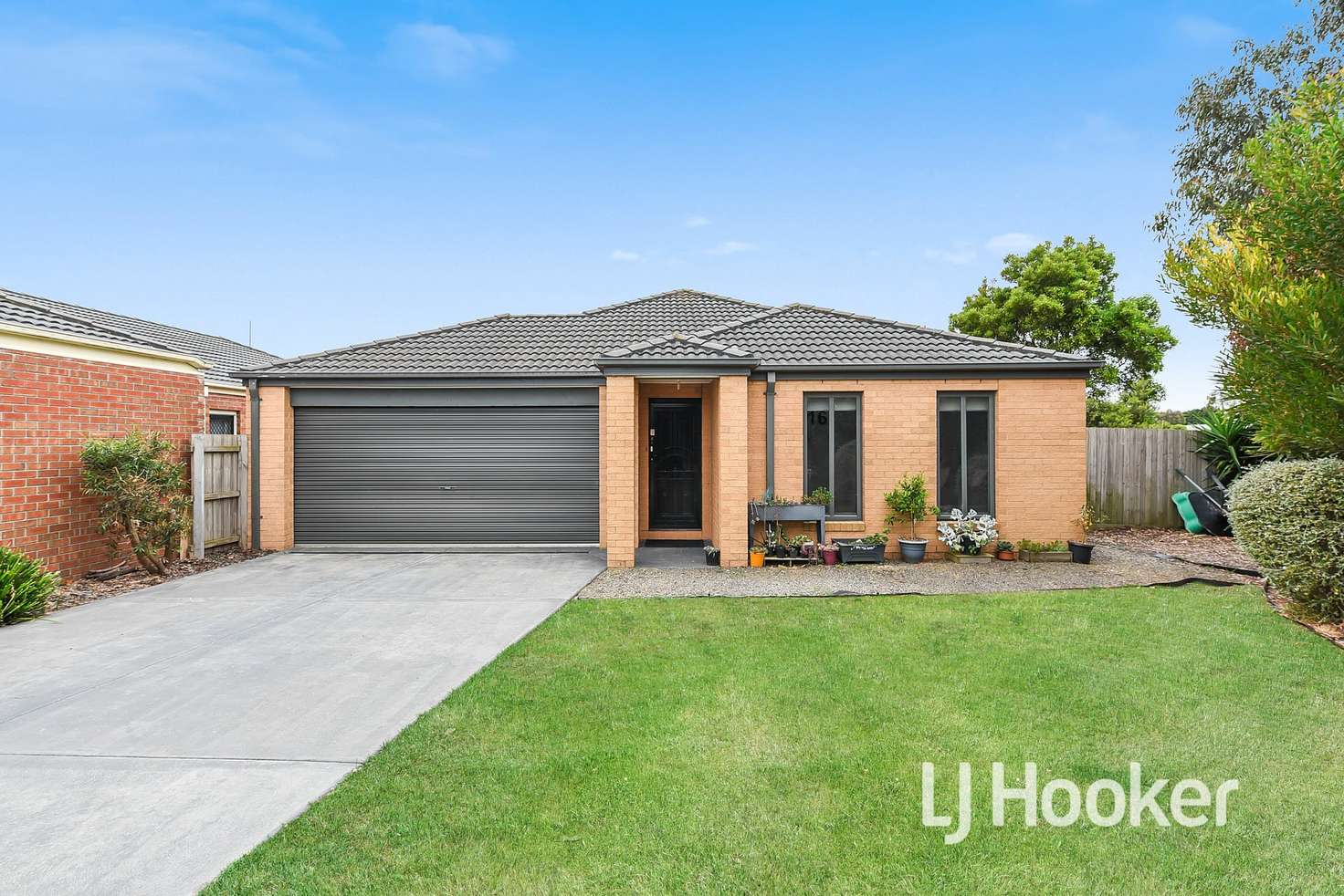 Main view of Homely house listing, 16 St Mellion Court, Cranbourne VIC 3977
