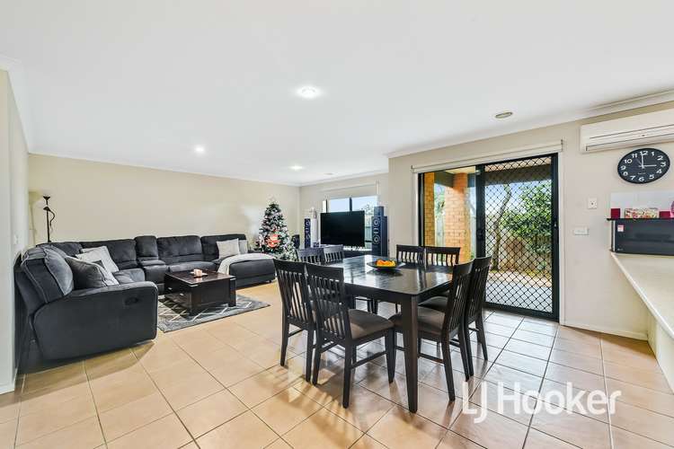 Fifth view of Homely house listing, 16 St Mellion Court, Cranbourne VIC 3977