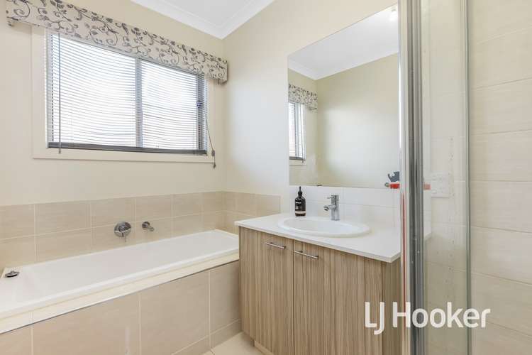 Fifth view of Homely house listing, 21/3 Manor View, Pakenham VIC 3810