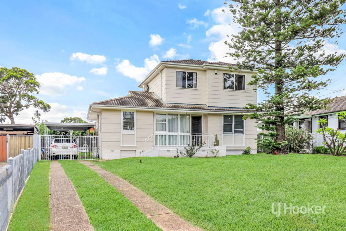 Main view of Homely house listing, 11 Papeete Avenue, Lethbridge Park NSW 2770