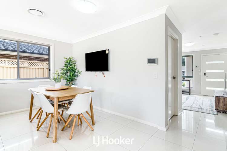 Fifth view of Homely house listing, 60 Foxwood Avenue, Quakers Hill NSW 2763