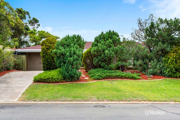 Second view of Homely house listing, 2 Manya Crescent, Craigmore SA 5114