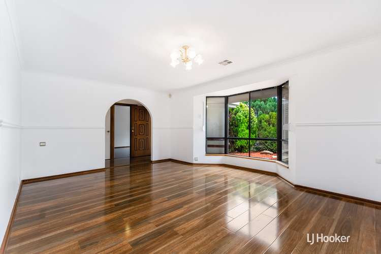 Fifth view of Homely house listing, 2 Manya Crescent, Craigmore SA 5114