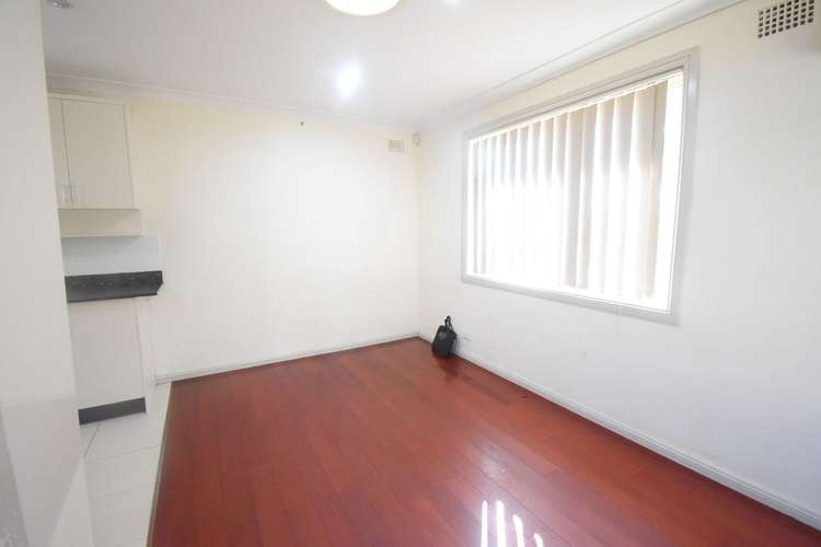 Fourth view of Homely house listing, 6 Selwyn Place, Fairfield West NSW 2165