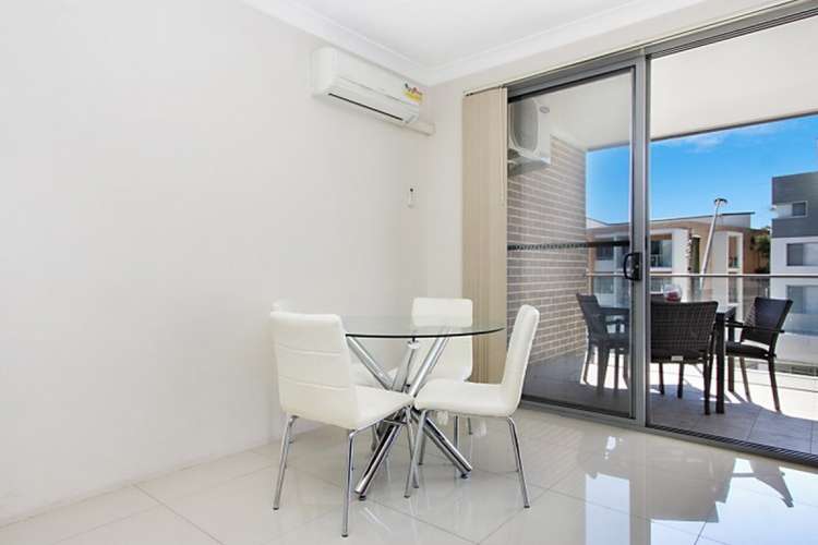 Third view of Homely apartment listing, 9/8-10 Darcy Road, Westmead NSW 2145