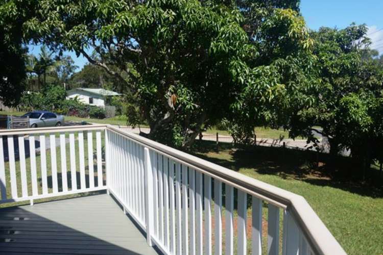 Fourth view of Homely house listing, 16 Alistair Court, Macleay Island QLD 4184