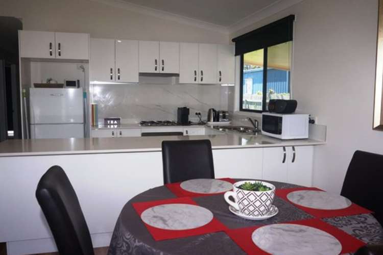 Fifth view of Homely house listing, 16 Alistair Court, Macleay Island QLD 4184