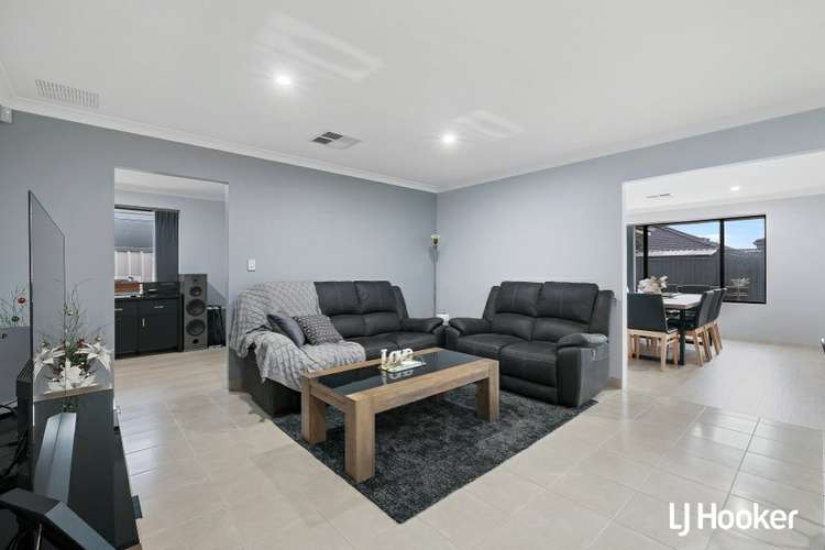 Sixth view of Homely house listing, 11 Cayenne Street, Wattle Grove WA 6107